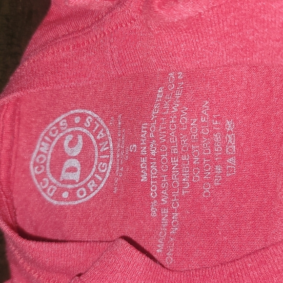 The Flash DC Comics Tshirt - Picture 2 of 2